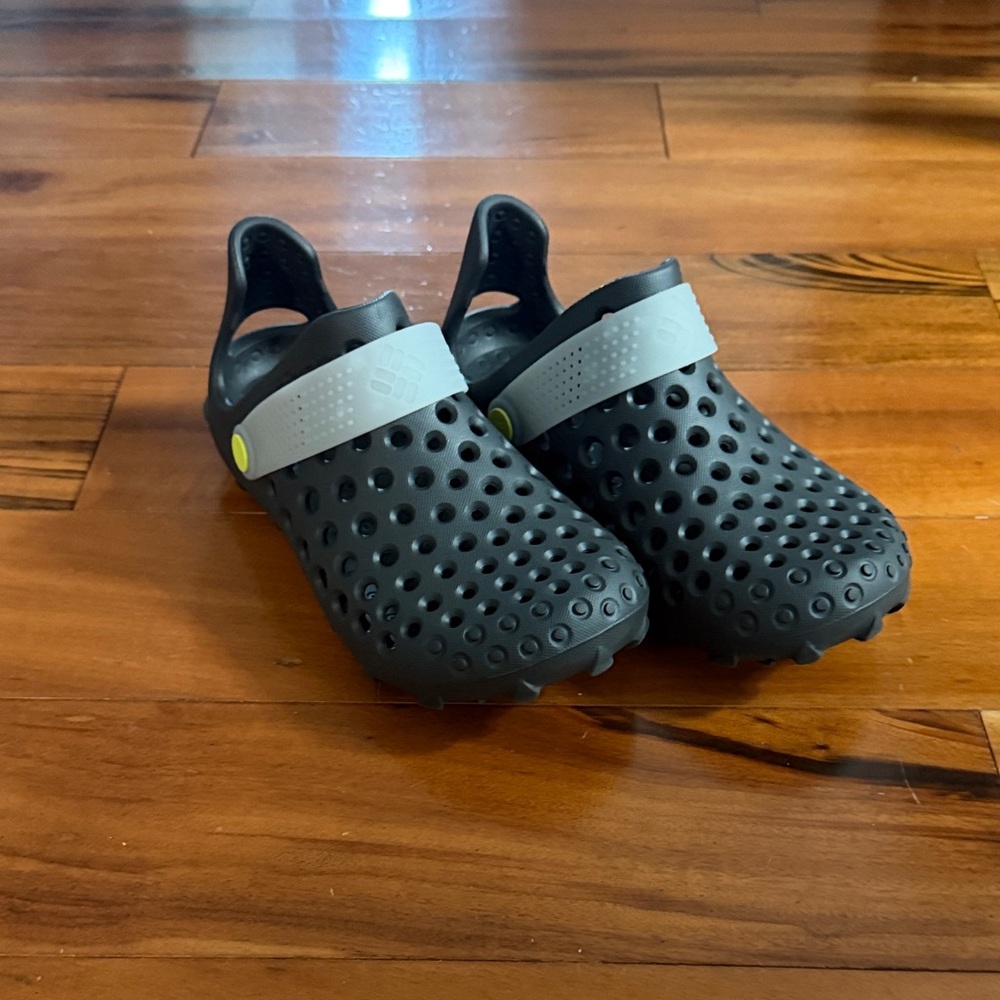 Columbia Creeksider M8/W10